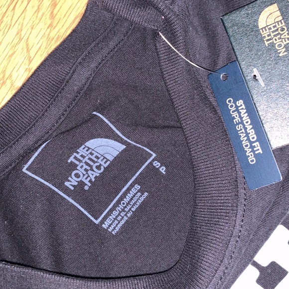 NWT The North Face Novelty Tee/ T-Shirt RTO, S - Picture 4 of 9